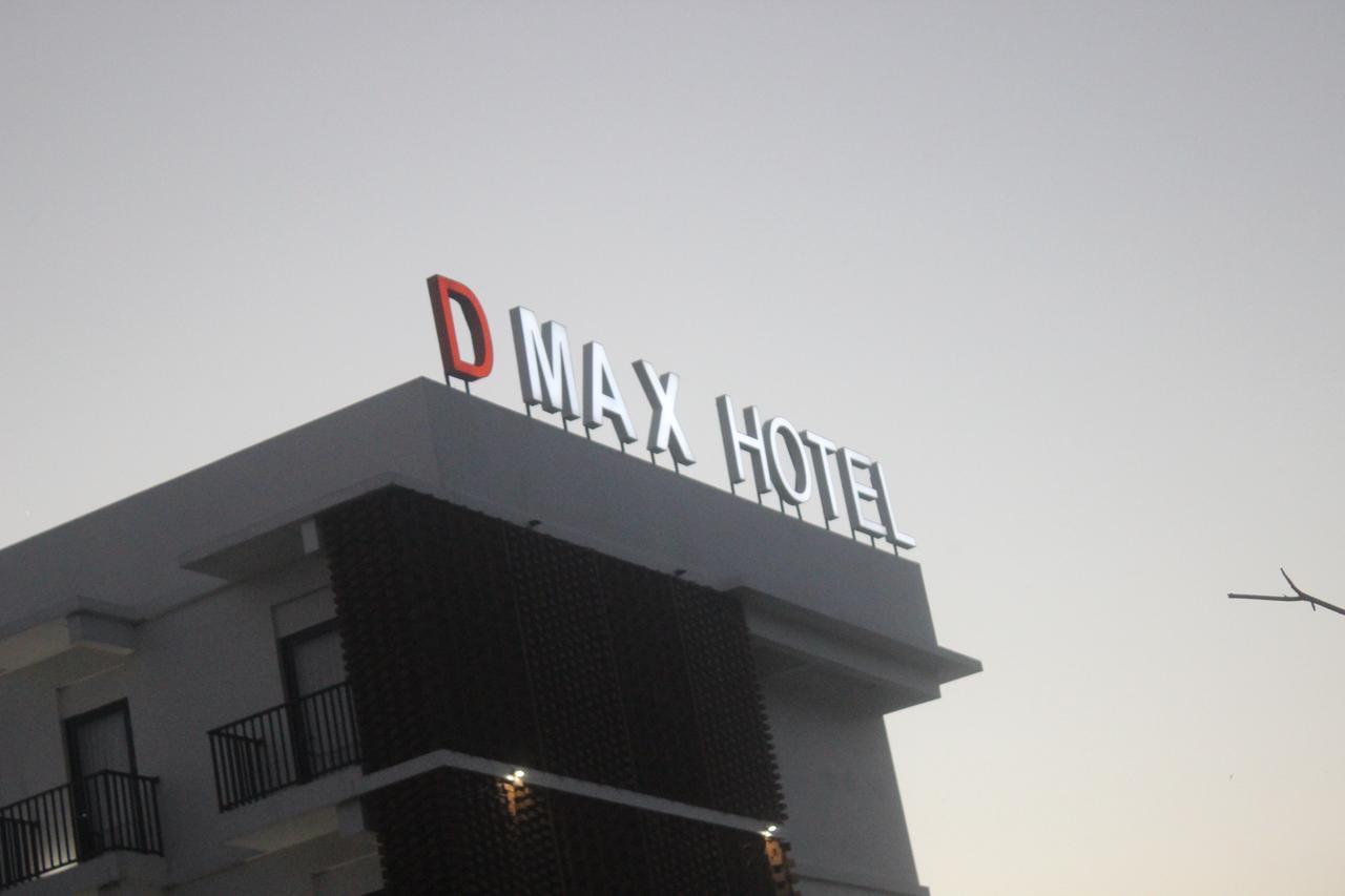 D'Max Hotel & Convention Lombok Praya Εξωτερικό φωτογραφία